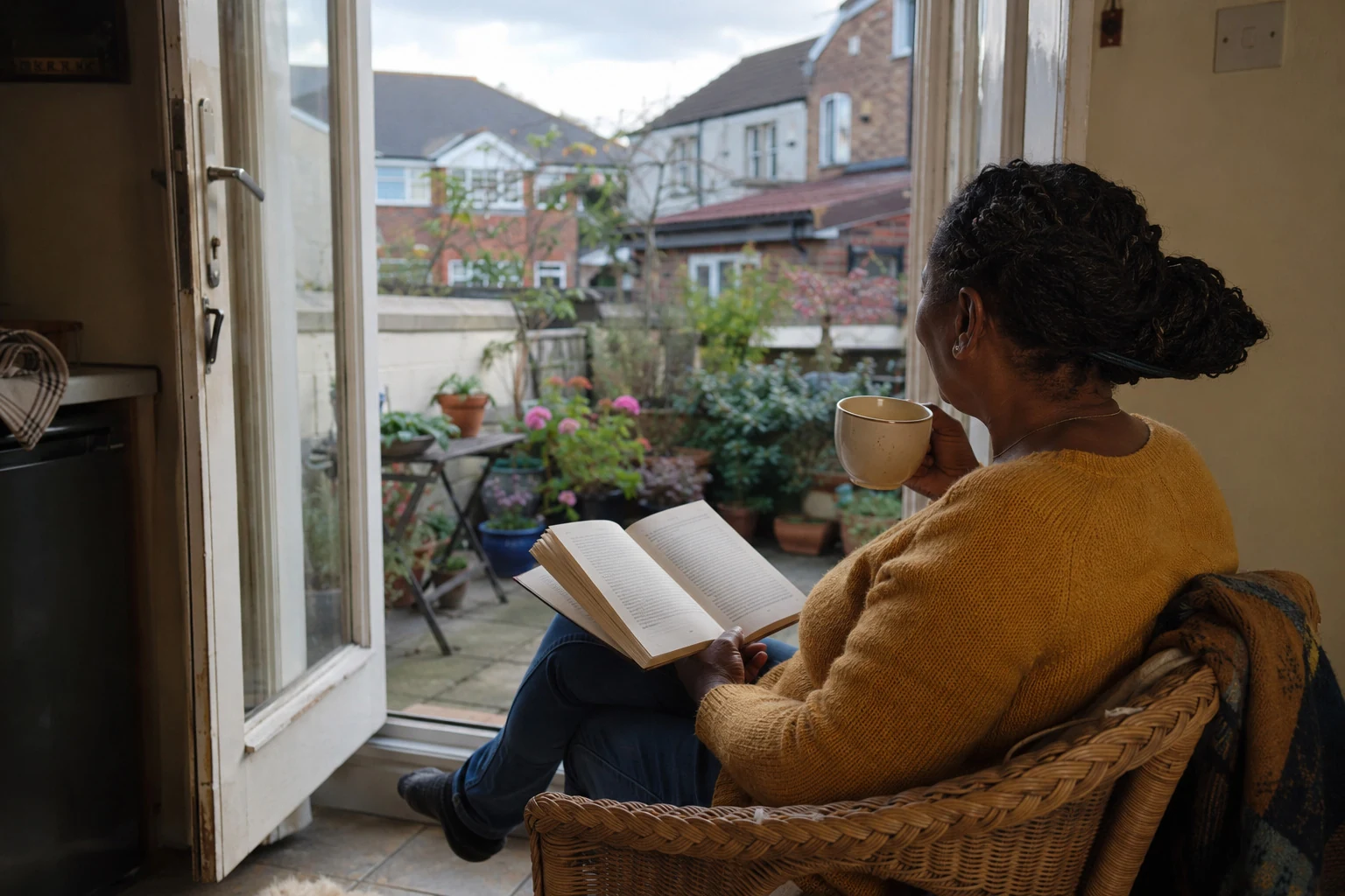 Illustrative scene: Carer self care